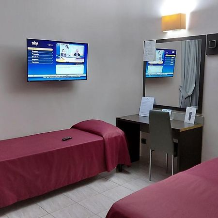 Idria Hotel Тіволі Екстер'єр фото
