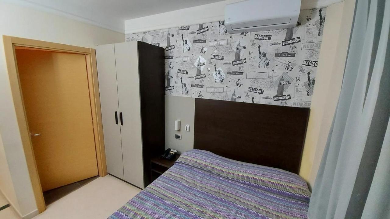 Idria Hotel Тіволі Екстер'єр фото