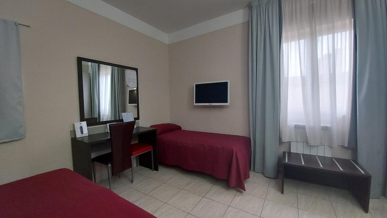 Idria Hotel Тіволі Екстер'єр фото