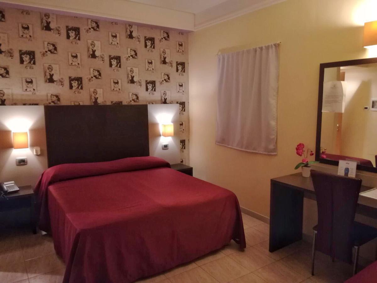 Idria Hotel Тіволі Екстер'єр фото