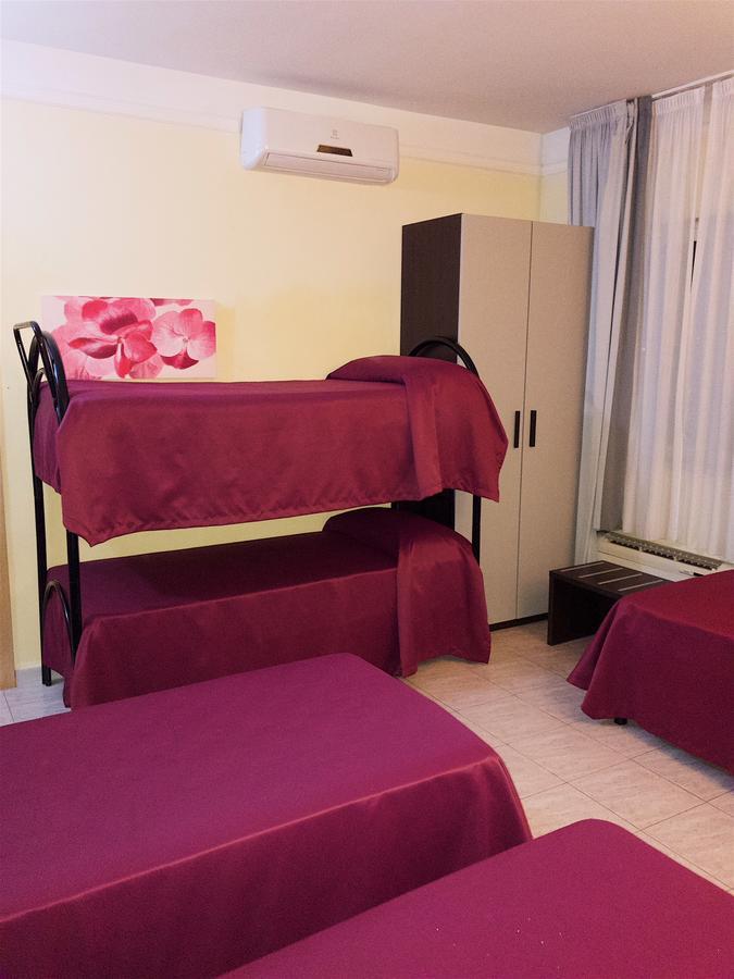 Idria Hotel Тіволі Екстер'єр фото