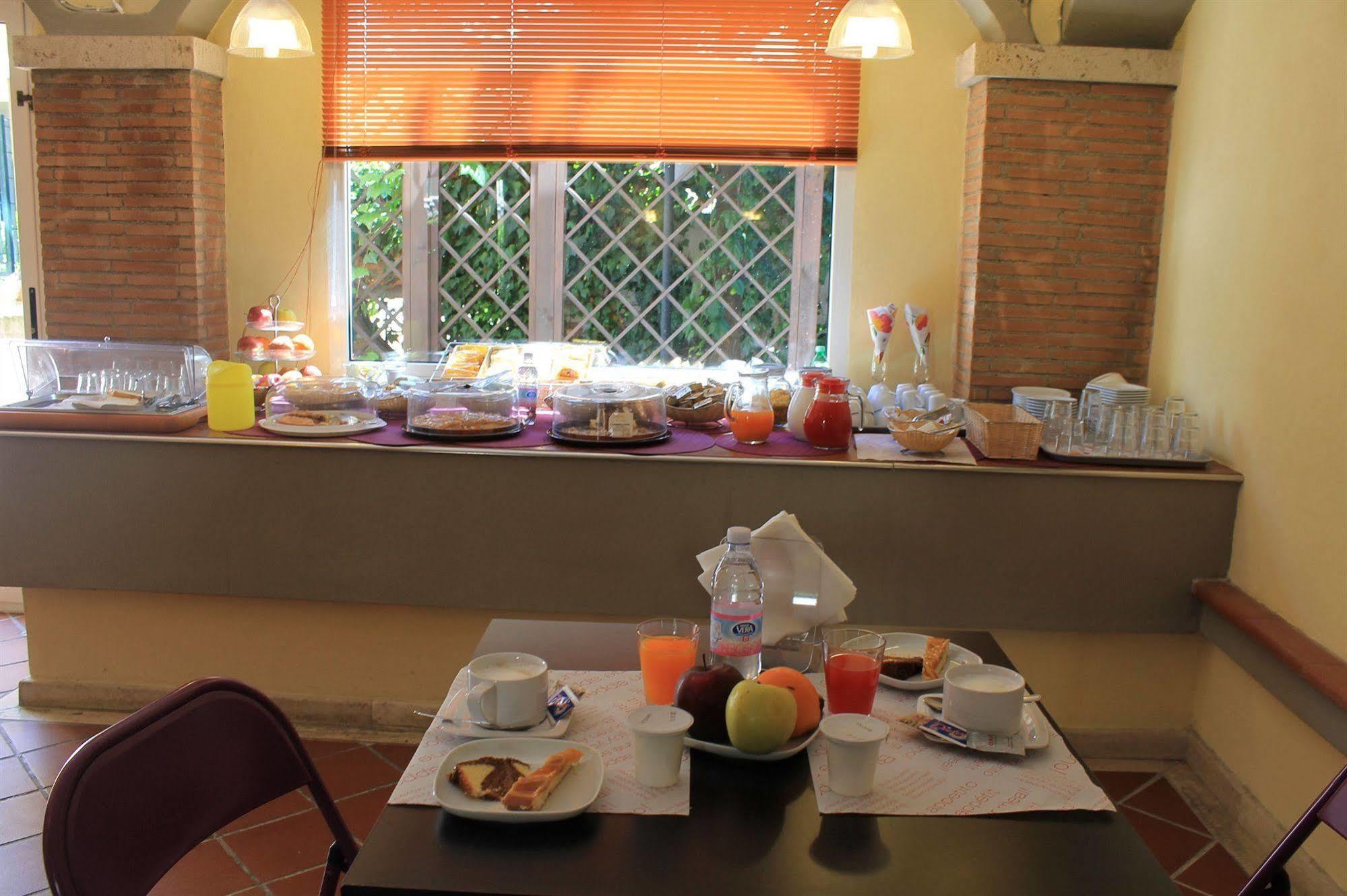 Idria Hotel Тіволі Екстер'єр фото