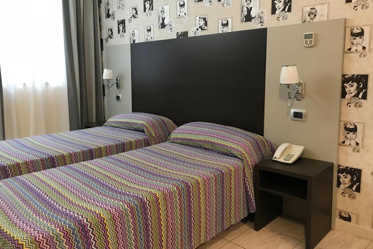 Idria Hotel Тіволі Екстер'єр фото