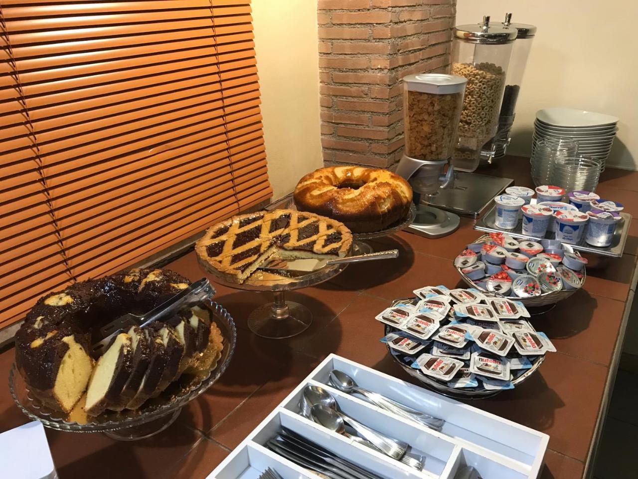 Idria Hotel Тіволі Екстер'єр фото